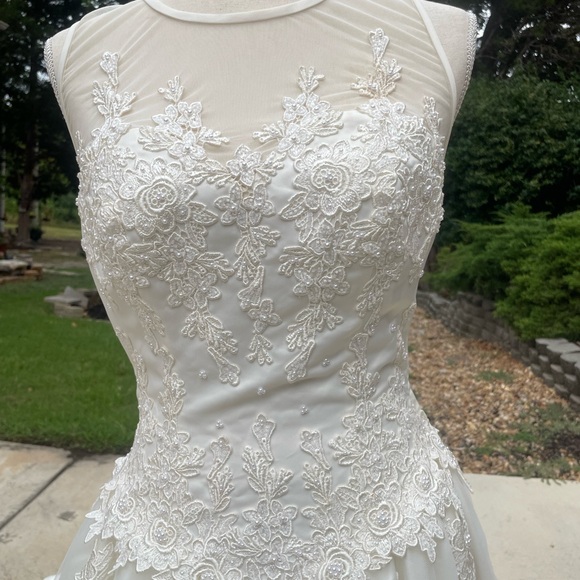 Bridal Originals Cream Wide Edging Sleeveless Beaded Wedding Dress - Picture 5 of 13